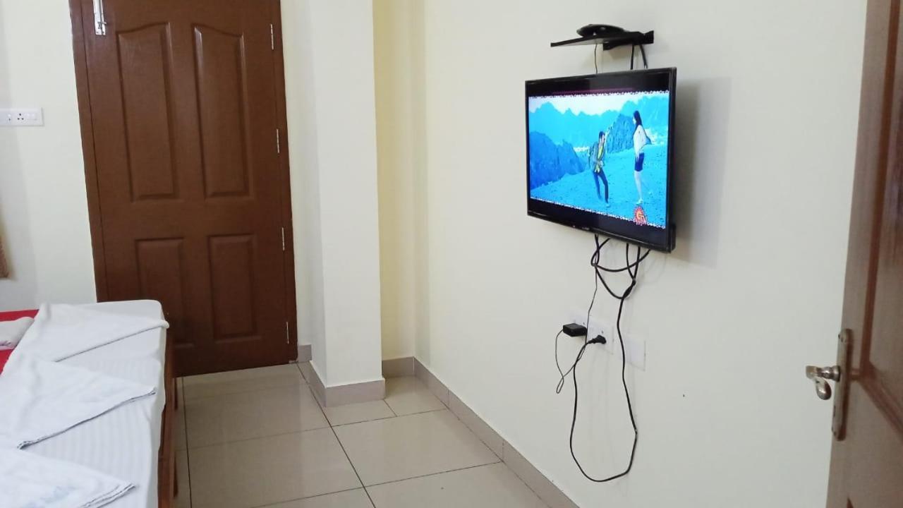 Отель Sethu Residency Диндуккал Экстерьер фото