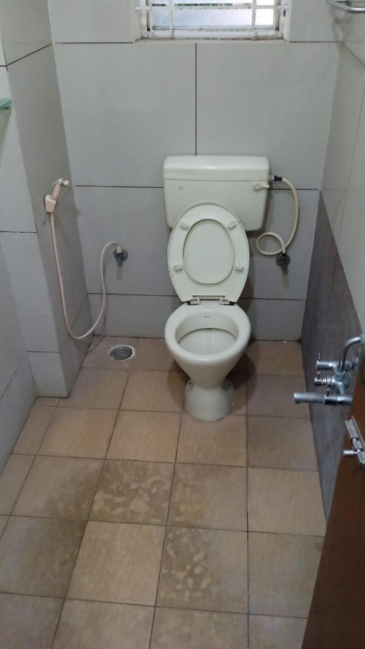Отель Sethu Residency Диндуккал Экстерьер фото